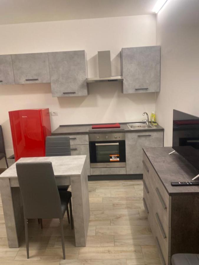 Senza Pensieri Residence Zero Carlo Urbino เครมา ภายนอก รูปภาพ